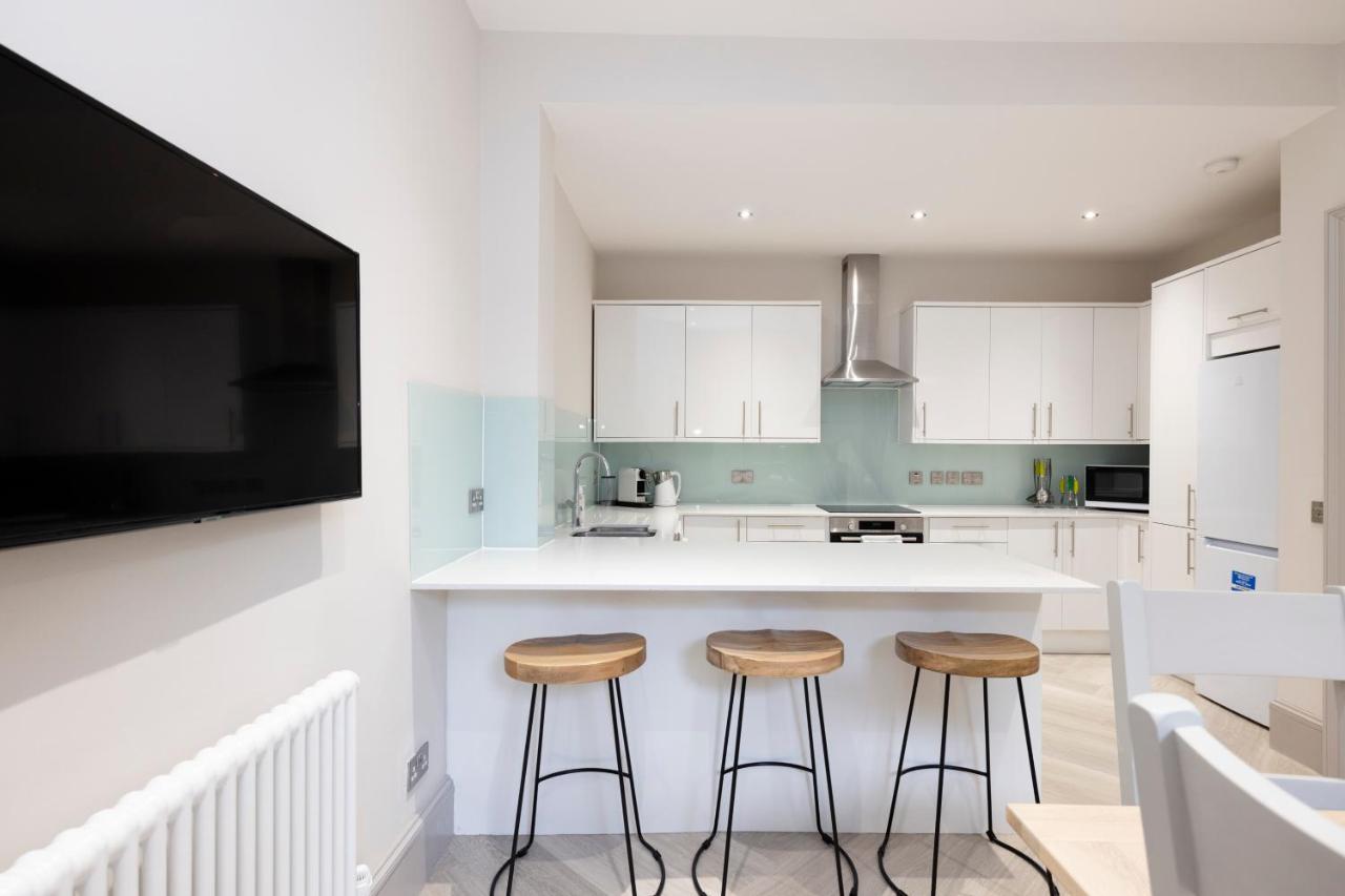 Stylish 3-Bedroom Edinburgh City Getaway Exterior photo
